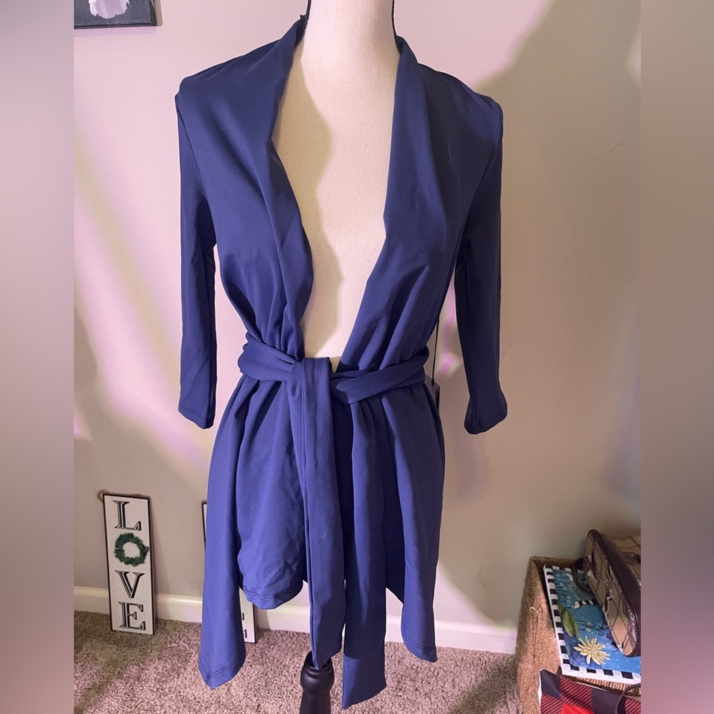 Luxxe Essentials Two Piece Woman’s Active Wear in Sz L NWT Pants/Jacket